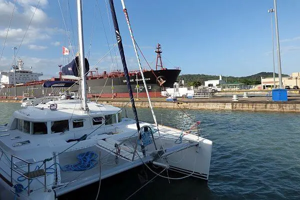 cost to transit Panama Canal in a sailboat