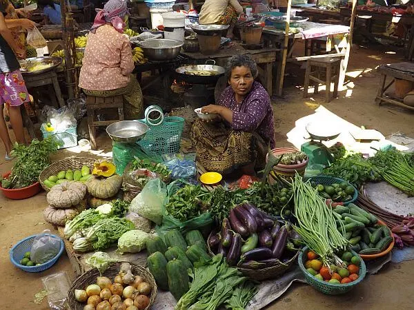 fruit and vegetables are cheap when you live in Cambodia