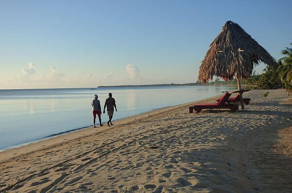 walking on the beach, slow travel time