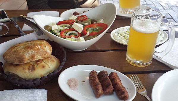 cheap lunch in Albania with good beer