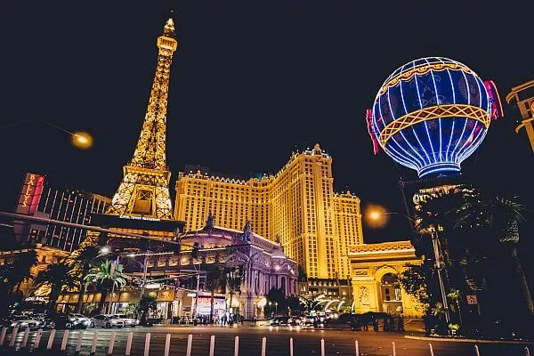 cash back from booking Paris Las Vegas Hotel