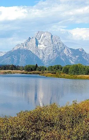 Great places to visit in Wyoming include Yellowstone National Park and Grand Teton National Park