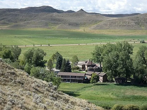 summer travel in the USA - Ranch lodge in Wyoming