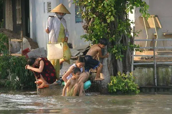 life along the Mekong River travel story