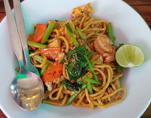 Thai food dish for $3