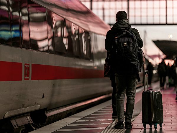 packable backpacks and daypacks for travelers